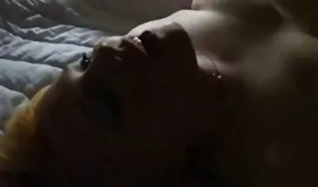 باکره ناله در درد و زمانی که به رابطه جنسی کانال سکسیتلگرام قبل از