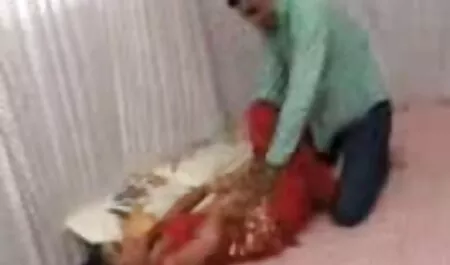 یک دختر خوردن یک دختر سیاه و سفید کانال پورن تلگرام لینک در شکاف