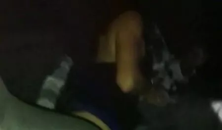 مرد گیر افتاد, دخترک معصوم, در کانال سوپر سکسی کفش قرمز با بالا