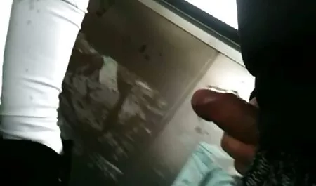 چهره بزرگ با آلت تناسلی مرد. کانال سوپر سکسی در تلگرام