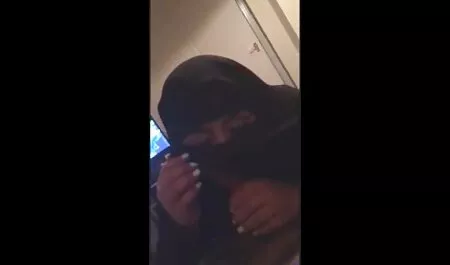پسر لینک کانال تلگرام شهوانی یک لاستیک در طول رابطه جنسی با یک زن روسپی روسیه استفاده می شود.